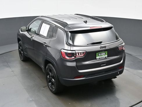 Used 2021 Jeep Compass Latitude AWD/4WD image 36