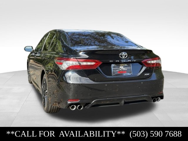 Used 2018 Toyota Camry XSE FWD image 3