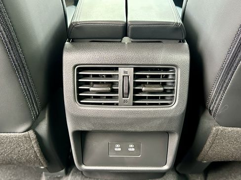 New 2026 Nissan Rogue SV image 34