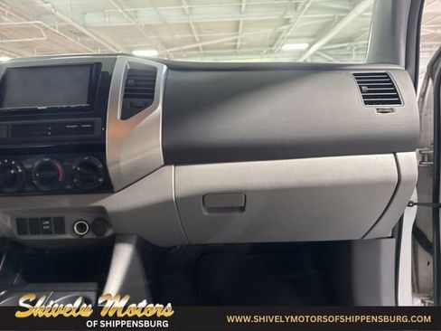 Used 2013 Toyota Tacoma 4x4 Double Cab w/ SR5 Pkg image 37