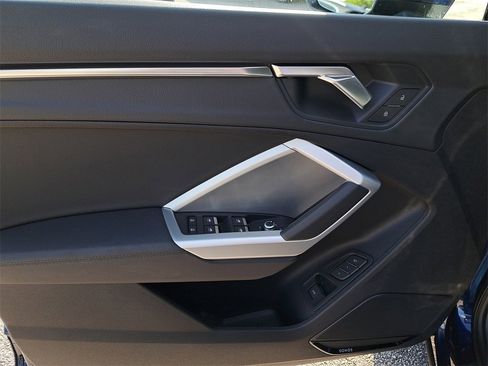 New 2025 Audi Q3 2.0T Premium image 20