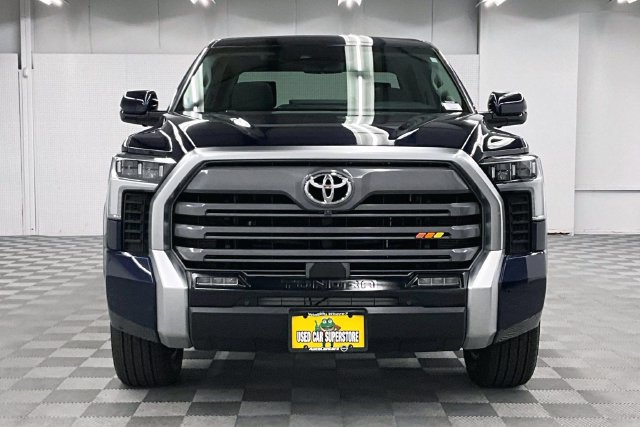 Used 2024 Toyota Tundra Limited AWD/4WD image 4