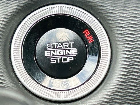 Used 2024 Jeep Grand Cherokee Altitude AWD/4WD image 37