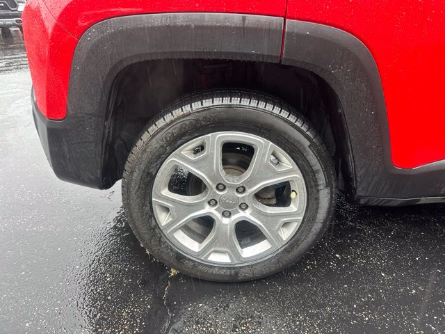 Used 2020 Jeep Renegade Limited AWD/4WD image 10