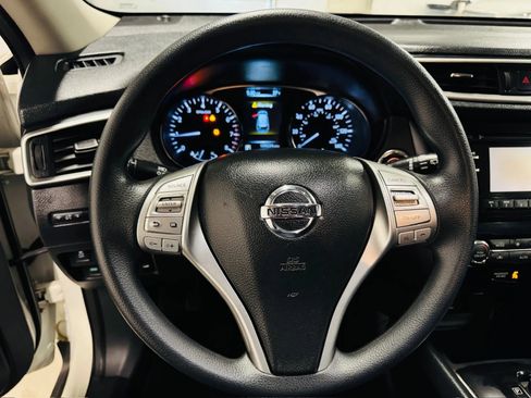 Used 2015 Nissan Rogue SV AWD/4WD image 18