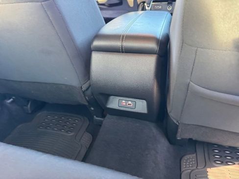 Used 2024 Nissan Altima 2.5 SV FWD image 23