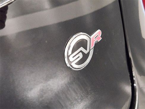 Used 2022 Jaguar F-PACE SVR image 13