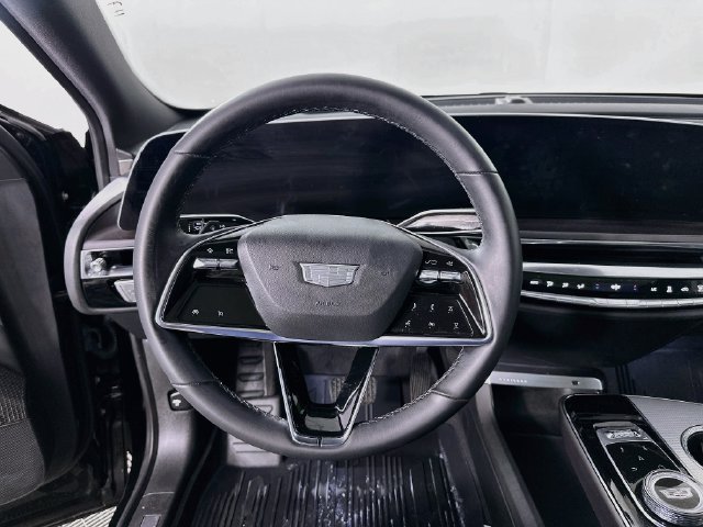Used 2024 Cadillac Lyriq Tech w/ Driver Assist Package AWD/4WD image 11