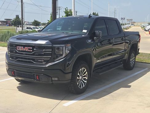 Used 2023 GMC Sierra 1500 AT4 AWD/4WD image 6