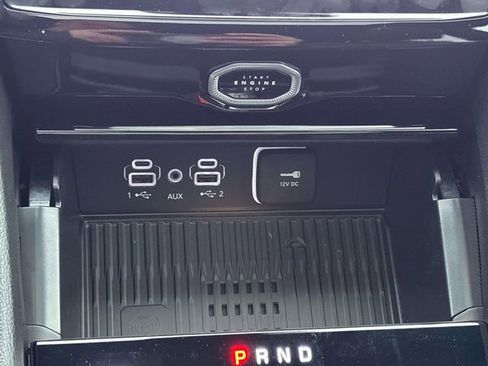 New 2026 Jeep Grand Cherokee Altitude AWD/4WD image 16