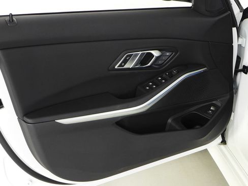 Used 2023 BMW 330i Sedan w/ Driving Assistance Package RWD image 11