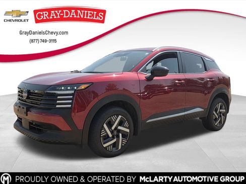 Used 2026 Nissan Kicks SV FWD image 1