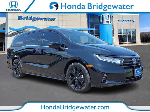 Used 2024 Honda Odyssey Sport image 1