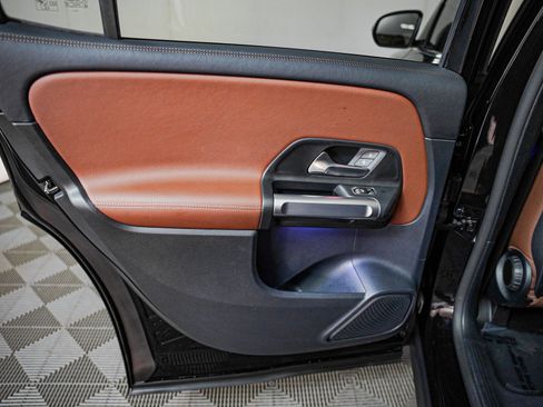 Certified 2022 Mercedes-Benz GLB 250 4MATIC image 25