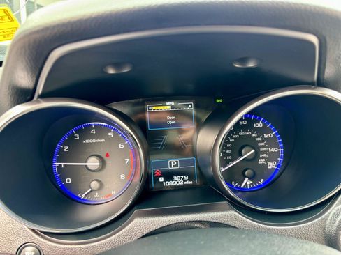 Used 2016 Subaru Outback 3.6R Limited AWD/4WD image 27
