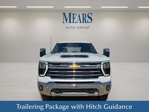 Used 2024 Chevrolet Silverado 2500 LTZ image 9