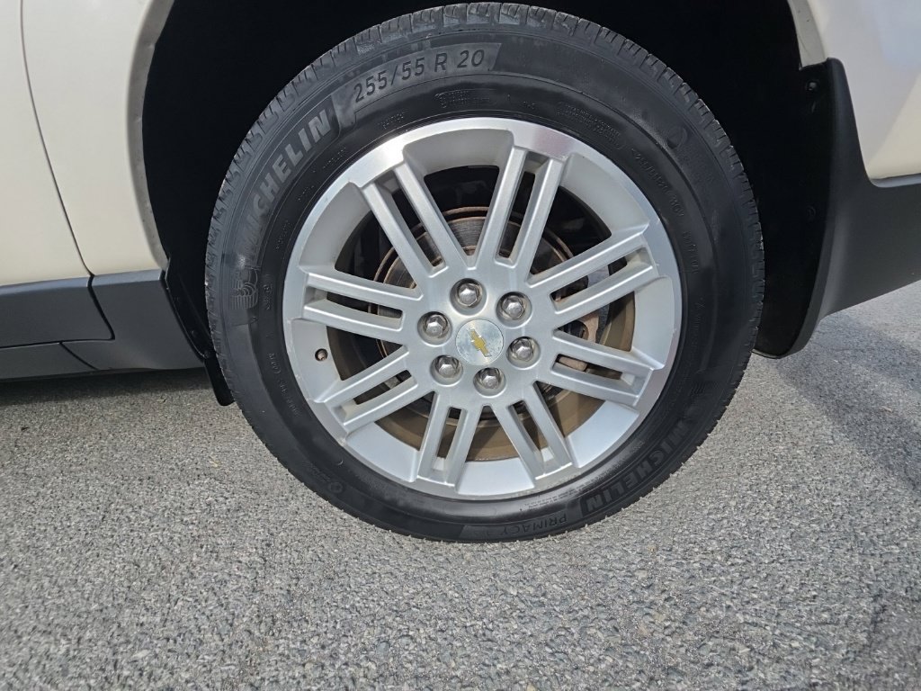 Used 2015 Chevrolet Traverse LT w/ Style and Technology Package AWD/4WD image 35