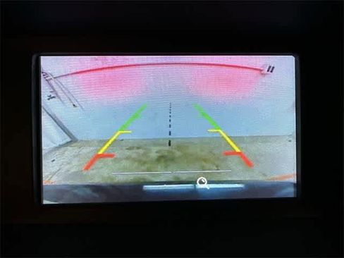 Used 2016 Ford Focus SE w/ SE Cold Weather Package image 11