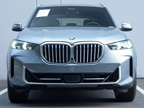 Used 2024 BMW X5 xDrive40i w/ Premium Package AWD/4WD image 7