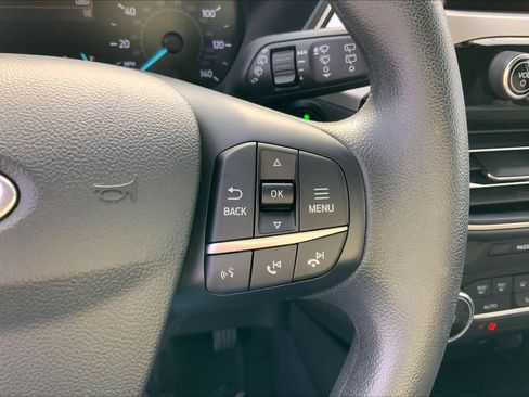 Certified 2020 Ford Escape SE image 22