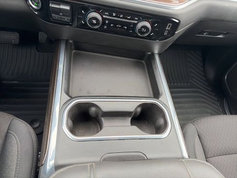 Used 2024 Chevrolet Silverado 3500 LT w/ Convenience Package image 28