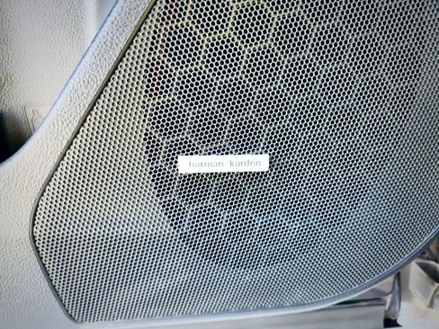 Used 2018 Subaru Forester 2.5i Limited image 40