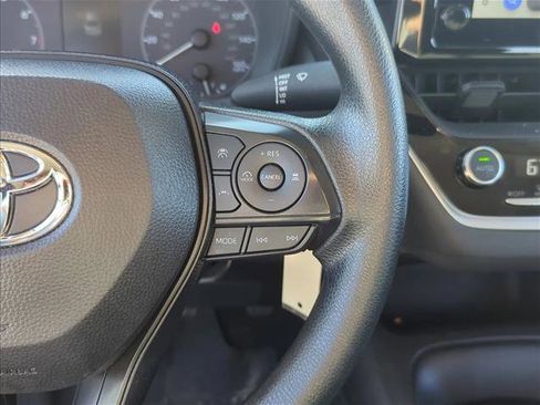 Certified 2025 Toyota Corolla LE image 11