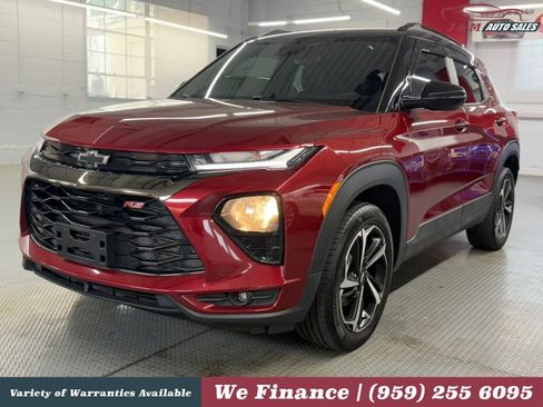 Used 2022 Chevrolet TrailBlazer RS AWD/4WD image 2