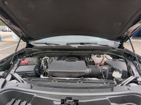 Certified 2024 Chevrolet Tahoe Premier w/ Premium Package image 29