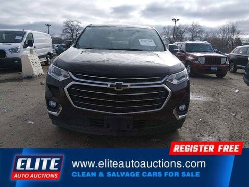 Used 2021 Chevrolet Traverse LT FWD image 23