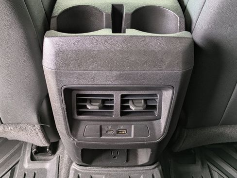 Used 2024 Chevrolet Colorado Z71 w/ Z71 Convenience Package 2 image 20