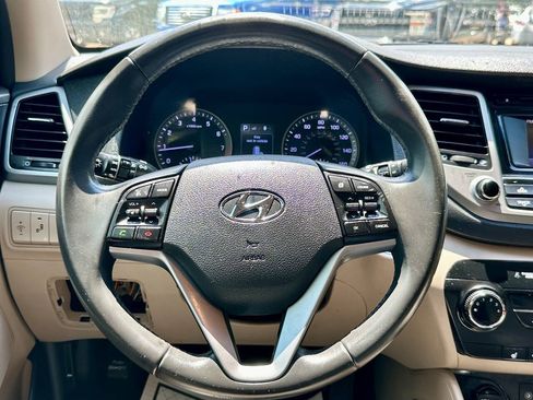 Used 2016 Hyundai Tucson Sport FWD image 22