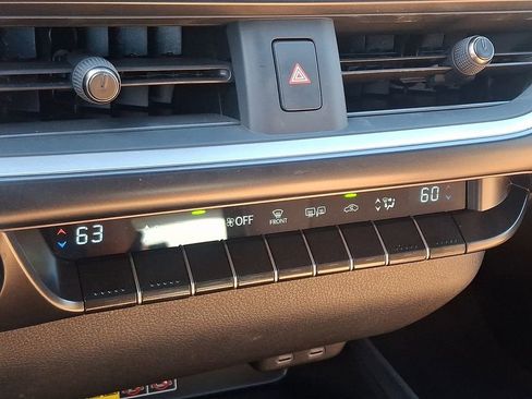 Used 2025 Lexus UX 300h AWD w/ Cold Area Package image 18