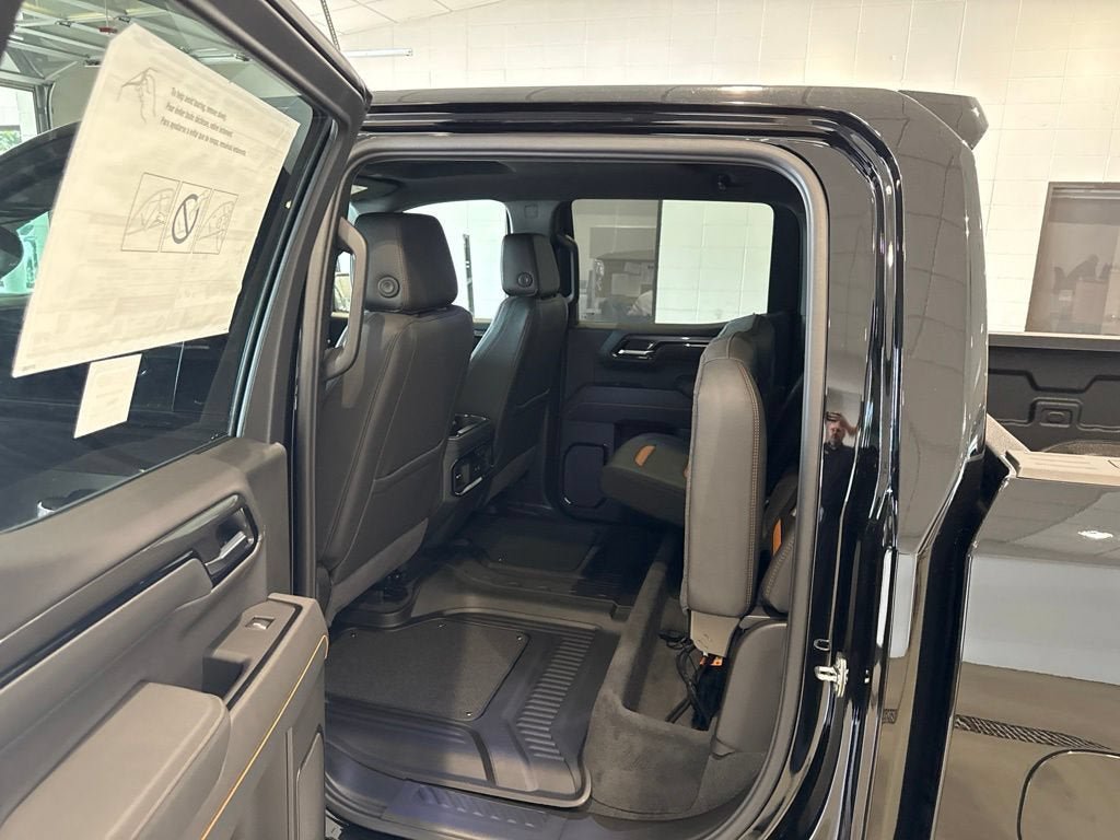 New 2026 GMC Sierra 1500 AT4 w/ AT4 Premium Package AWD/4WD image 20
