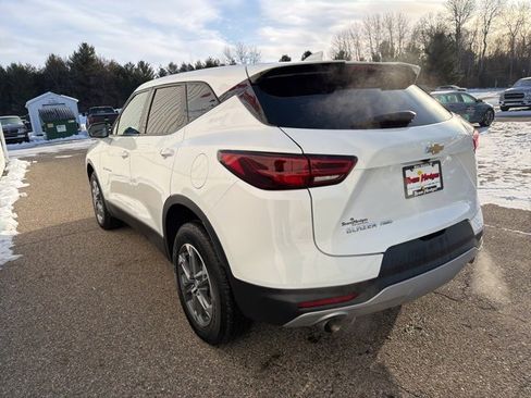 Used 2023 Chevrolet Blazer LT w/ Driver Confidence Package image 8