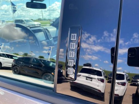 Used 2020 Ford F150 XLT w/ Equipment Group 302A Luxury AWD/4WD image 51