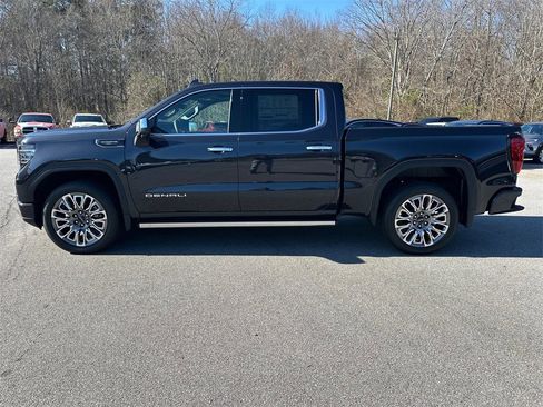 New 2026 GMC Sierra 1500 Denali Ultimate image 9