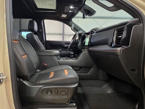 Used 2022 GMC Sierra 1500 AT4 w/ AT4 Premium Package AWD/4WD image 28