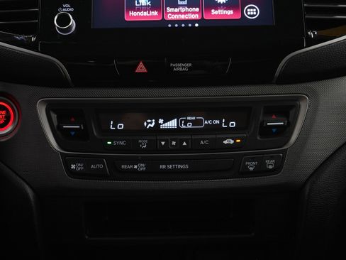 Used 2023 Honda Ridgeline Sport image 19