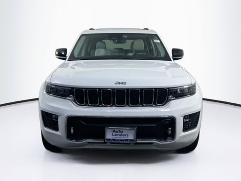 Used 2022 Jeep Grand Cherokee Overland AWD/4WD image 2