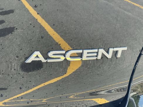 Used 2025 Subaru Ascent Premium AWD/4WD image 8