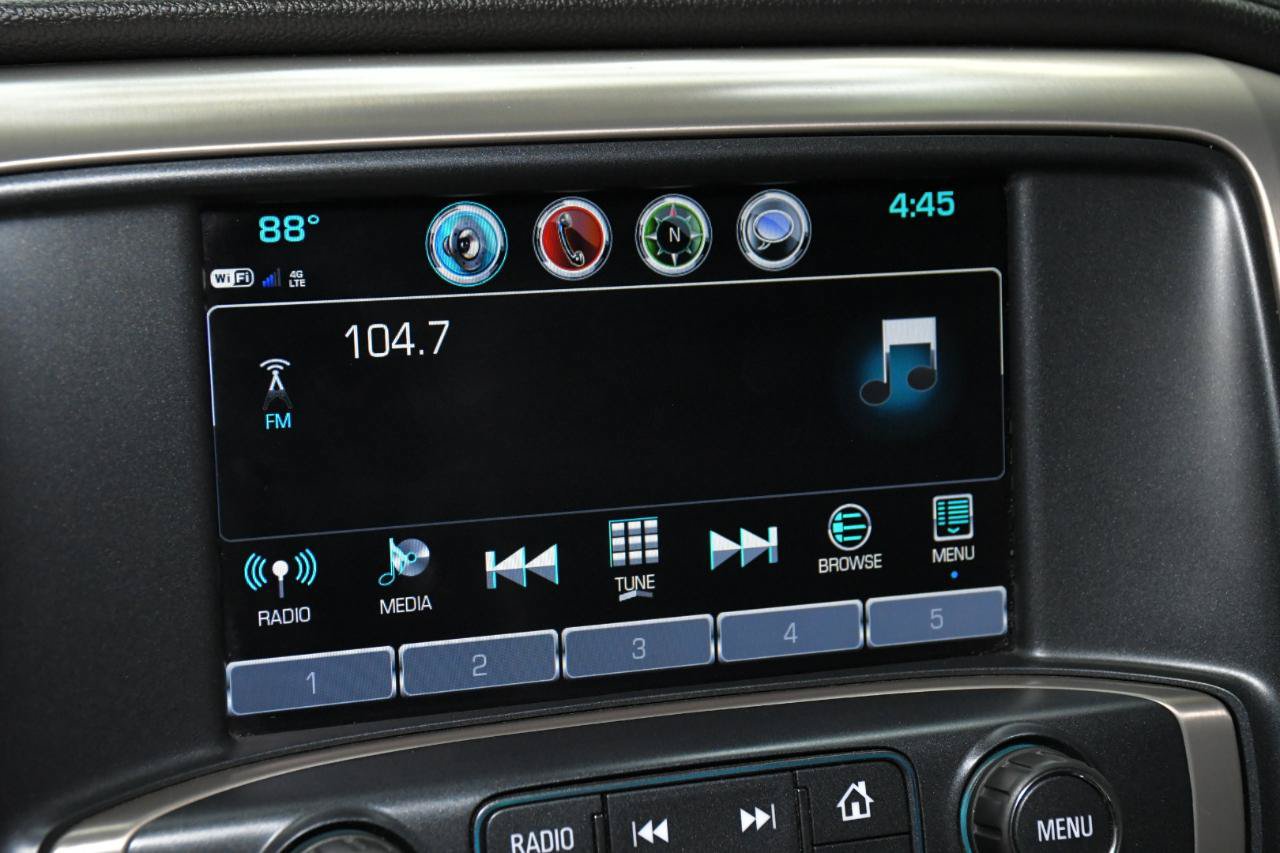 Used 2019 GMC Sierra 2500 Denali w/ Duramax Plus Package AWD/4WD image 39