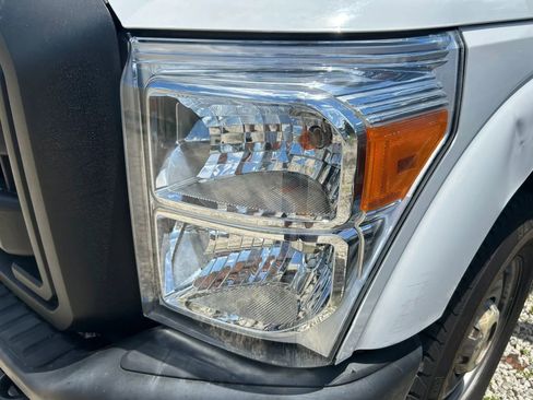 Used 2012 Ford F250 XL RWD image 5