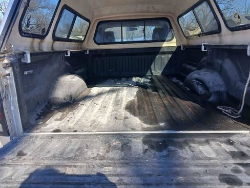 Used 2006 Dodge Ram 1500 Truck SLT image 18