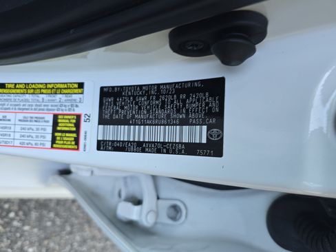 Certified 2024 Toyota Camry SE FWD image 34