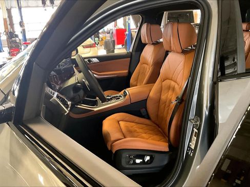 New 2026 BMW X7 xDrive40i image 9