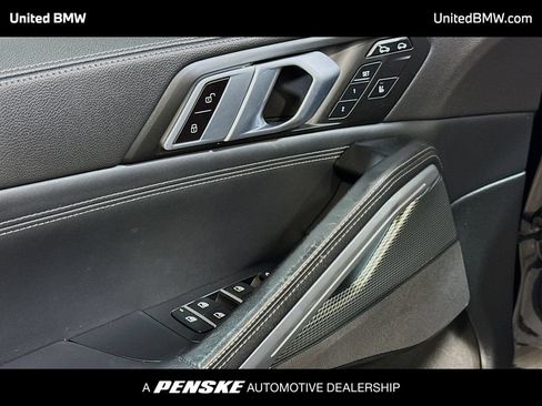 Used 2023 BMW X6 xDrive40i w/ M Sport Package AWD/4WD image 3
