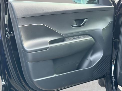 Used 2025 Hyundai Kona SEL image 19