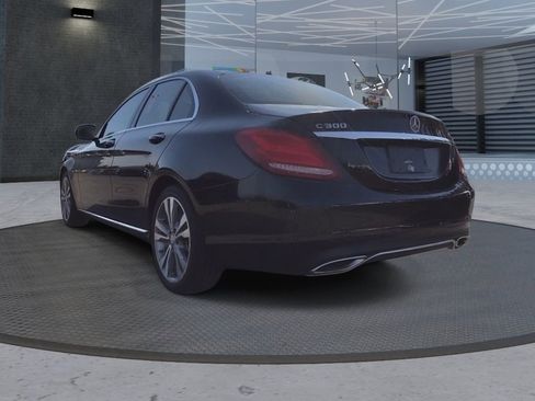 Used 2015 Mercedes-Benz C 300 4MATIC Sedan image 3
