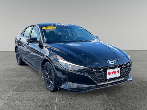 Certified 2022 Hyundai Elantra SEL image 6